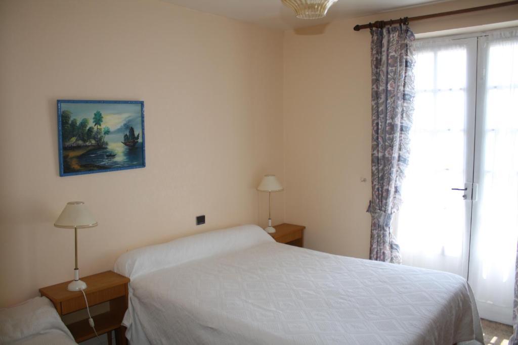Chambres D'Hotes Et Gite Chastrusse Lanzac Номер фото